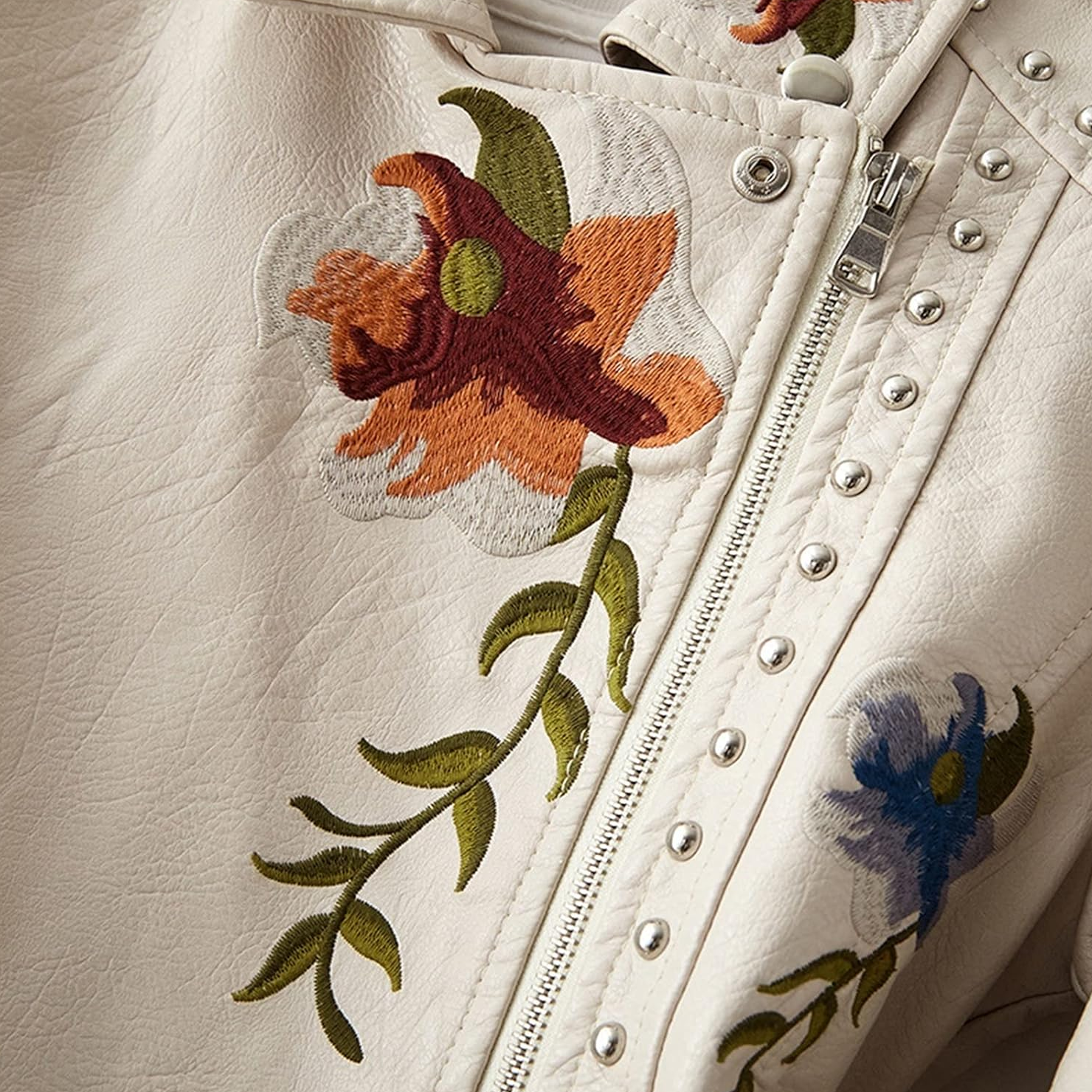 Sofia™ | Stilīga motocikla jaka ar ziedu izšuvumiem