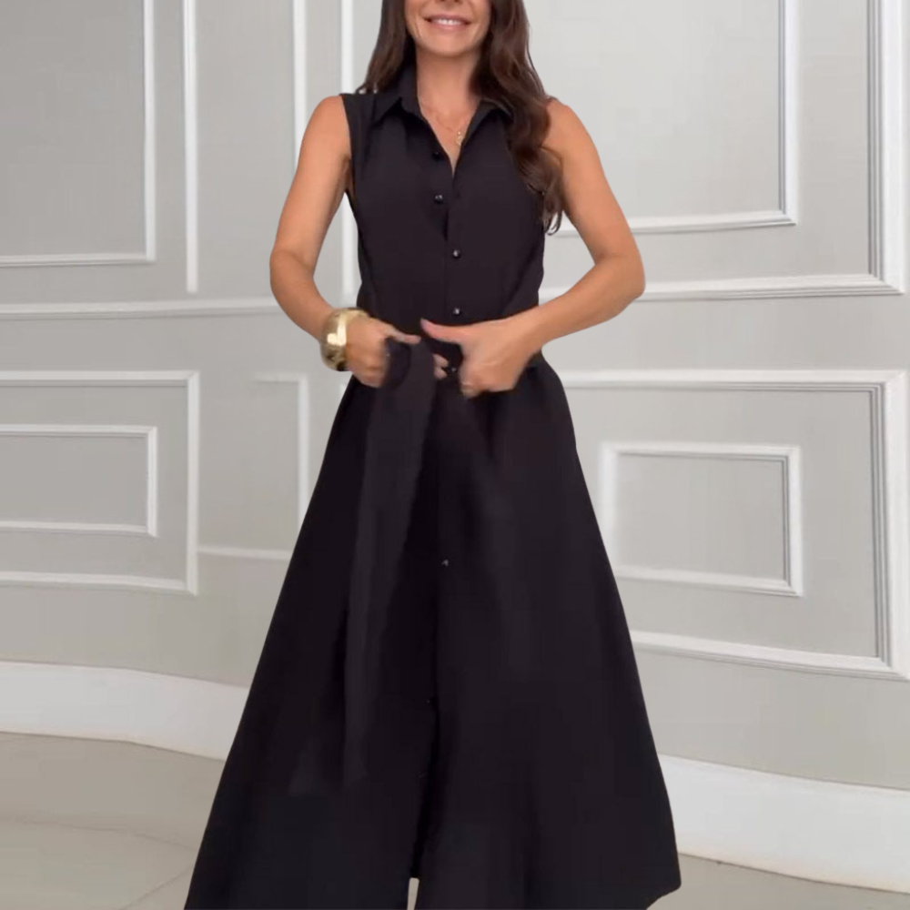 KARISANDE GREZNĀ MAXI KLEITĀ